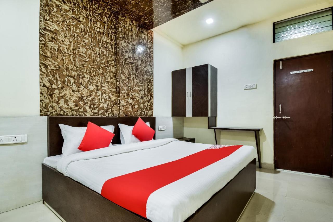 Hotel O Aryan Khāmgaon المظهر الخارجي الصورة