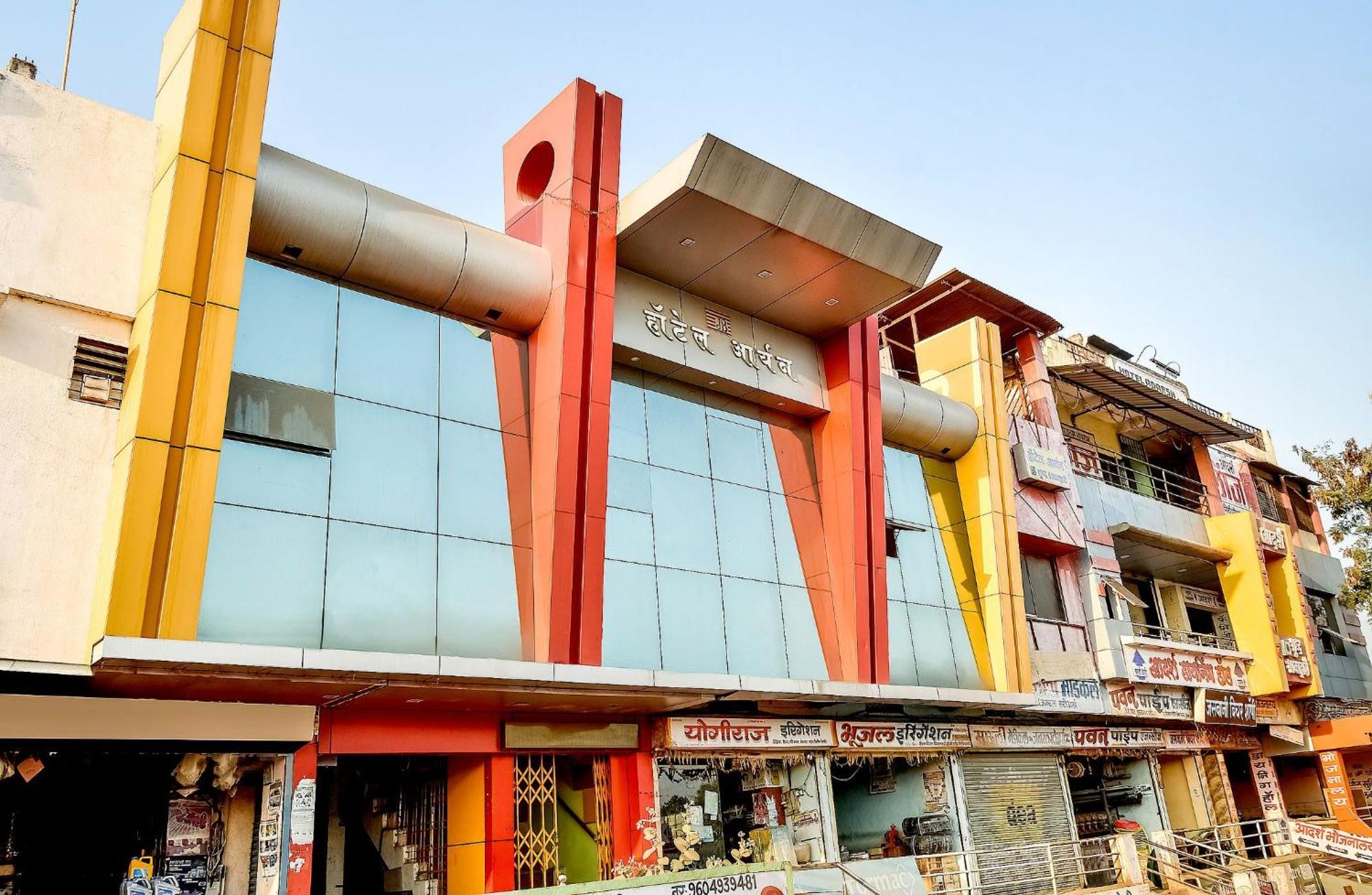 Hotel O Aryan Khāmgaon المظهر الخارجي الصورة